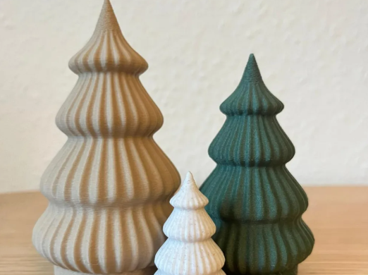 Modern Christmas Tree Decor