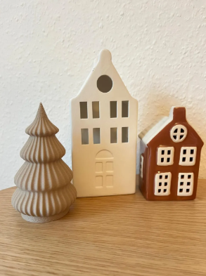 Modern Christmas Tree Decor